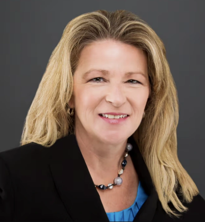 Headshot of Lisa Towne, Vice President of Asset Management at Juniper Investment Group.